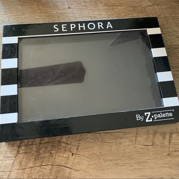 Z palette X Sephora empty magnetic palette. Size:L